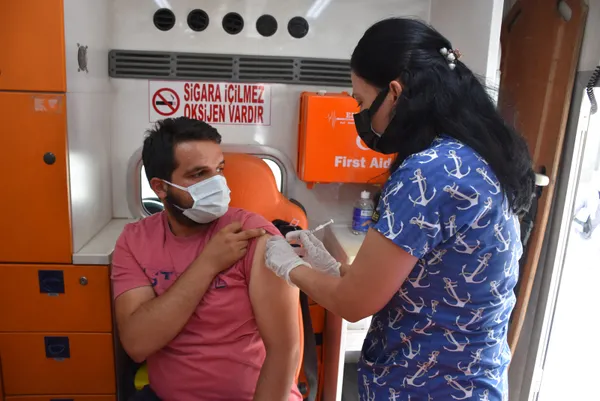 Dikkat çeken araştırma sonucu! İşte aşı olan ile olmayan arasındaki büyük fark - 5