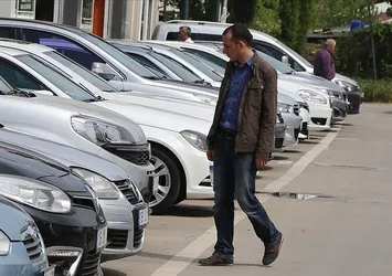 İkinci el otomobil alacaklara flaş uyarı! 2. el arabalarda fiyatlar düştü mü?