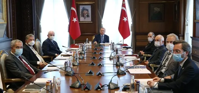 Son dakika: Cumhurbaşkanlığı Yüksek İstişare Kurulu Başkan Erdoğan başkanlığında toplandı