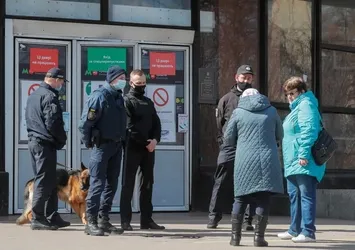Ukrayna'dan flaş COVID-19 kararı