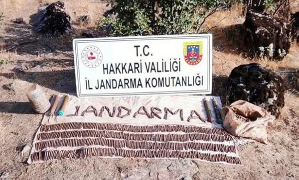 hakkaride-pkkya-ait-muhimmat-ele-gecirildi-1627745369050.jpg Hakkari'de PKK'ya ait mühimmat ele geçirildi - 1