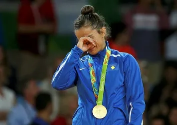 Galatasaray'ın sporcusu Majlinda Kelmendi tarihe geçti!