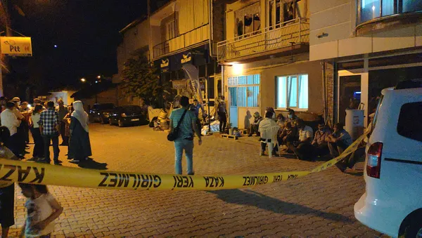 1626904052220.jpg Denizli'de vahşet! Uyuyan annesini boğduktan sonra boğazını kesti - 3