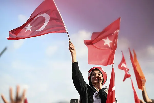 Başkan Erdoğan’dan Adıyaman’da depremzedelere hakaret eden muhalefete sert sözler: Menfaatçi de cahil de sizsiniz