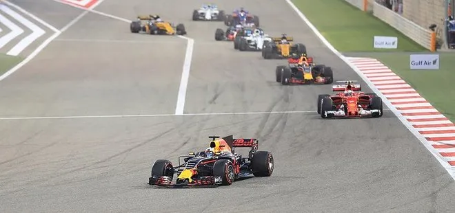 FORMULA 1'DE HEYECAN RUSYA'DA SÜRECEK