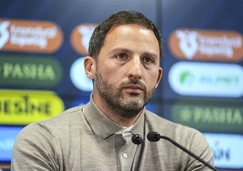Domenico Tedesco’dan zirveye mesaj: “Takım gitgide üstüne koyuyor”