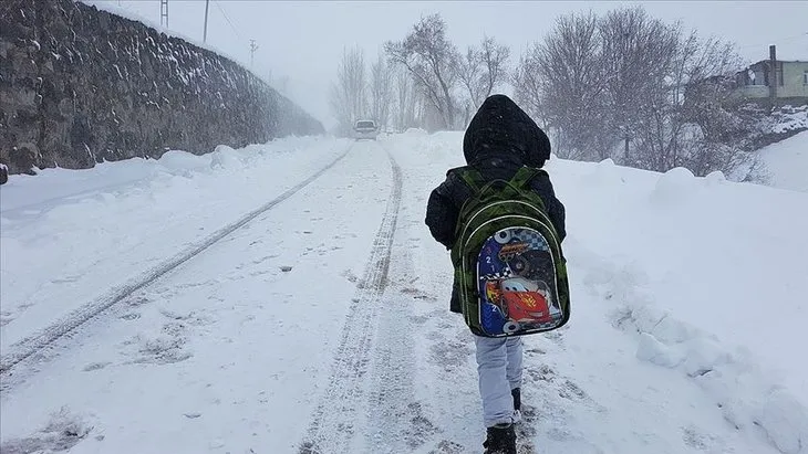 Bugün okullar tatil mi? 3 Mart Perşembe hangi illerde okullar tatil edildi? İşte kar tatili olan iller güncel liste