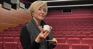 Berna Laçin Din dersini hedef aldı!