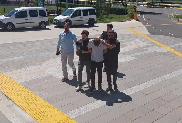 tekirdagda-eski-koca-dehseti-esini-ve-3-yasindaki-cocugunu-oldurdu-1655478139783.jpg Tekirdağ’da eski koca dehşeti! Eşini ve 3 yaşındaki çocuğunu öldürdü! - 3