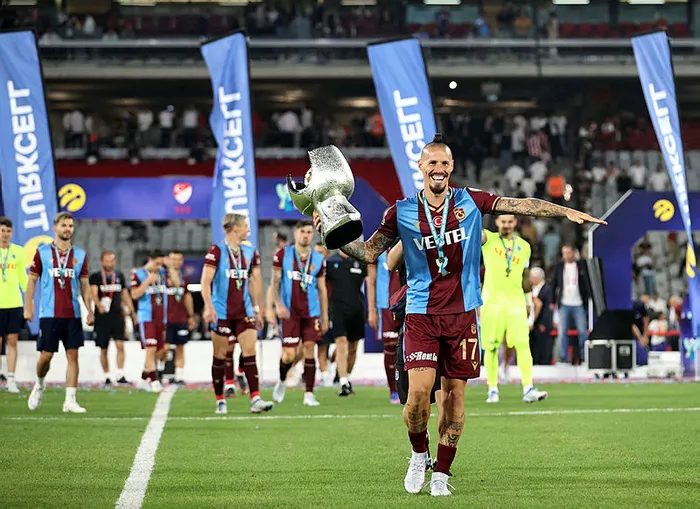 Trabzonspor’da Marek Hamsik’ten kötü haber! Kopenhag maçı...