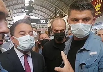 DEVA Partisi Genel Başkanı Ali Babacan'ı Mersin'de şoke eden tepki: Binde bir bile oy alamayacaksınız
