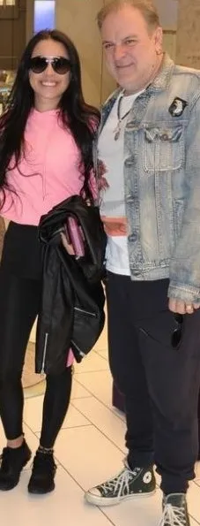 Burak Sergen ölüm döşeğinde 28 yaş küçük eşi Nihan Ünsal tarafından aldatıldı! Nihan Ünsal’dan ortalığı karıştıracak hamle 10