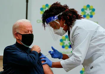 Son dakika: Joe Biden Covid-19 aşısı oldu