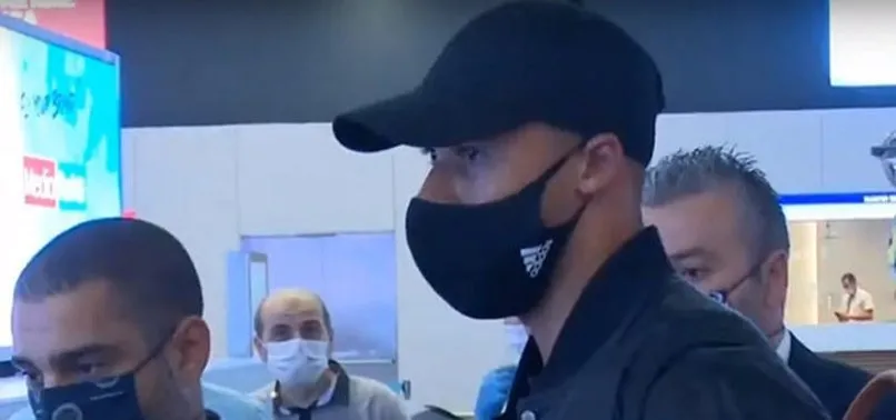 Fenerbahçe yeni transferi Marcel Tisserand'ı İstanbul'a getirdi