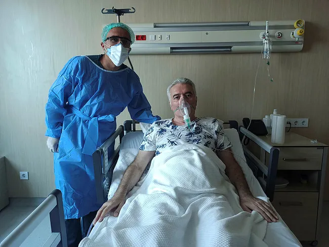 Plazma tedavisiyle hayata tutundu: Bir nefes için servetinizi veriyorsunuz - 1