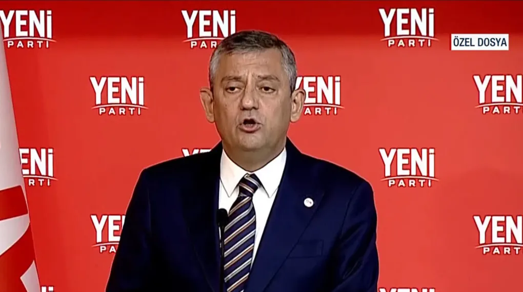 Özgür Özel'in "yolsuzluk" çelişkisi: Ekrem İmamoğlu için aylarca miting yaptı