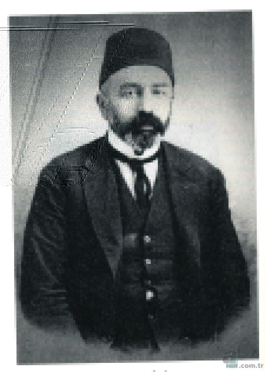 Vatan aşkıyla yazılan mısralar: Mehmet Akif Ersoy’un hayatı ve İstiklal Marşı’nın doğuşu 13