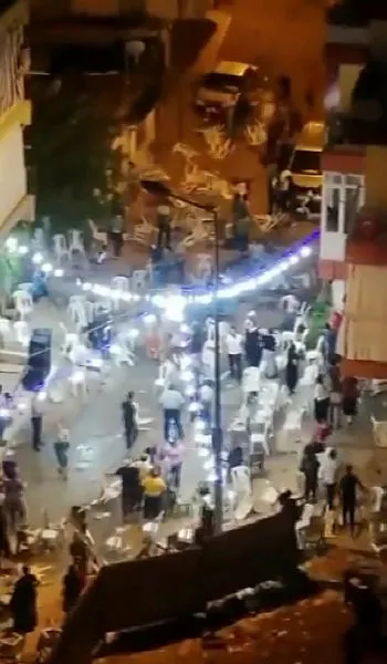 Antalya'da düğünde kavga çıktı, ortalık savaş alanına döndü - 3