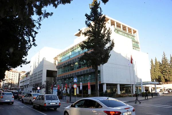 'Sözde Cumhurbaşkanı' sözü nedeniyle Kemal Kılıçdaroğlu'nun ismi o bulvardan silindi - 6
