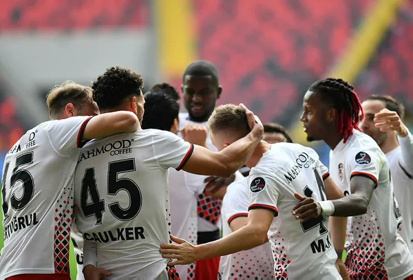 Gaziantep FK evinde Konyaspor'u 3 golle devirdi! MAÇ SONUCU 3-2 - 4