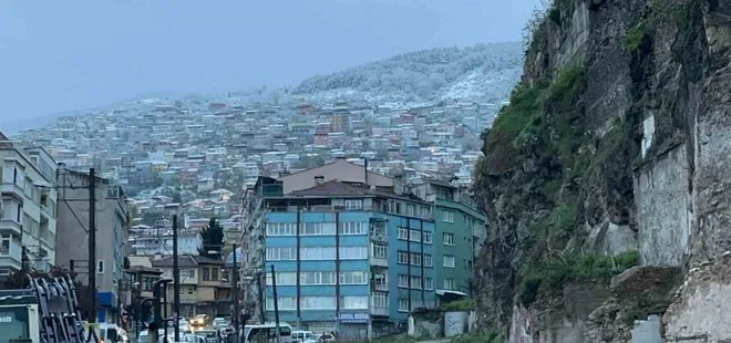 Bursa'da nisan ayında kar sürprizi
