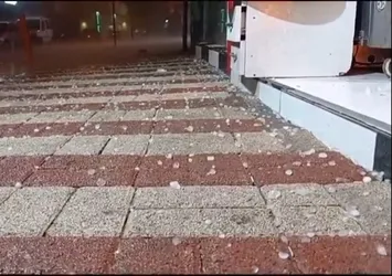 Bursa’da ceviz büyüklüğünde dolu yağdı