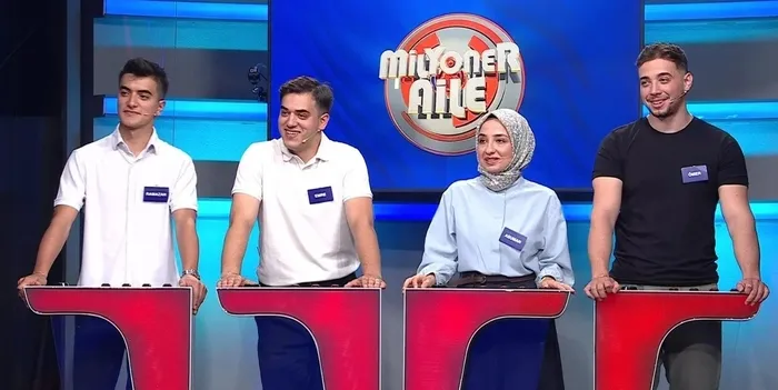 ailece-milyonlar-kazanabileceginiz-tek-yarisma-milyoner-aile-yeni-bolumuyle-atvde-1721644359101.jpg Milyoner Aile