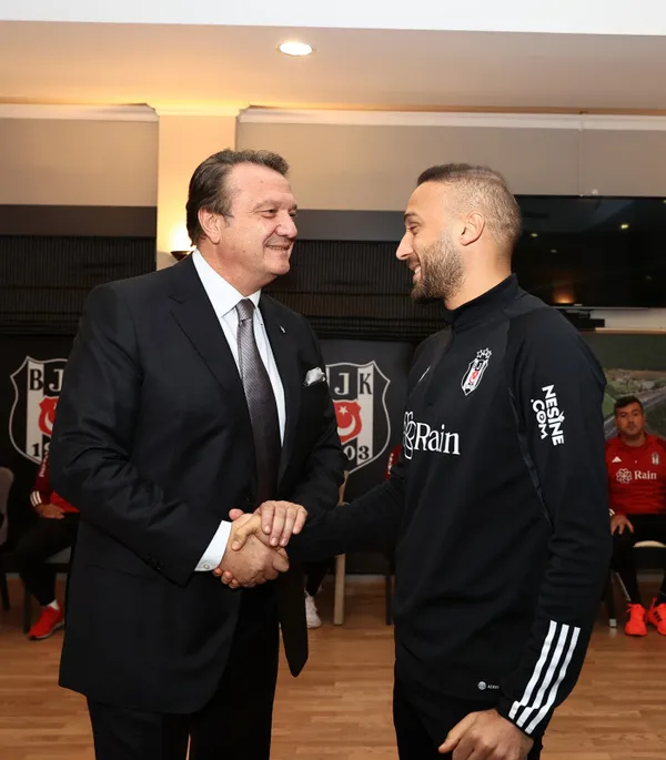 Beşiktaş Başkanı Hasan Arat’tan teknik direktör ve transfer açıklaması! Kadro dışı kalan futbolcular affedilecek mi?