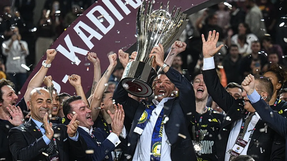 30'uncu Kadınlar Cumhurbaşkanlığı Kupası Fenerbahçe Opet'in!