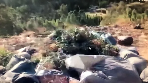 izmirin-chp-ile-sinavi-once-dikiliyi-susuz-birakti-simdi-de-karsiyakayi-copluge-cevirdi-1659425190283.jpg İzmir'in CHP ile sınavı! Önce Dikili'yi susuz bıraktı şimdi de Karşıyaka'yı çöplüğe çevirdi