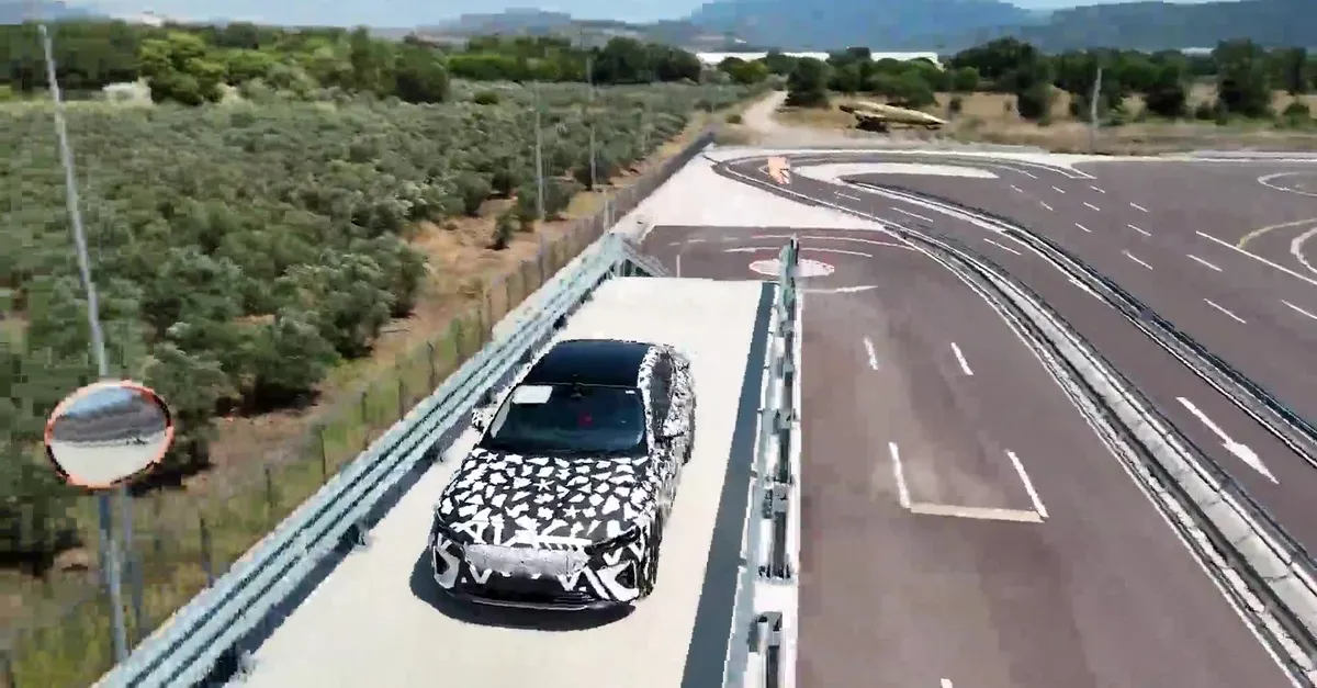 Togg'un sedan modeli T10F 2025'te yollarda