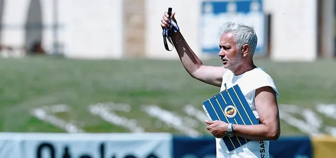 Fenerbahçe’de büyük kıyım! Mourinho 6 ismin biletini kesti
