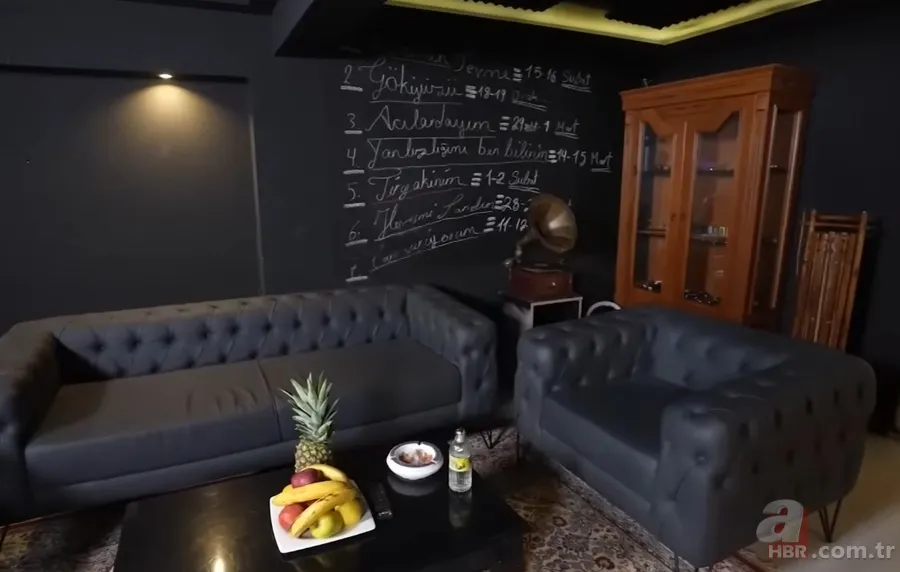 Survivor Bayhan'ın evini görenler şaşkın! Tam bir koleksiyoner... 7