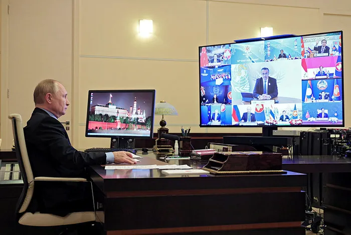Rusya Devlet Başkanı Vladimir Putin'den "silahlanma yarışı" açıklaması - 3