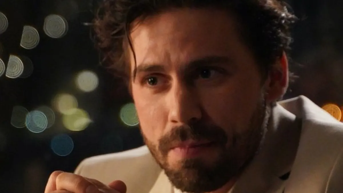 Aşkın en tehlikeli hali: Aynı Yağmur Altında'nın Koray'ı izleyiciyi ikiye bölecek