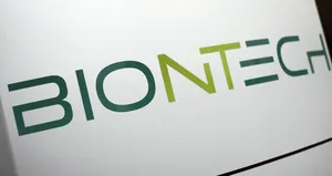 Yüzde 90 etkili Covid-19 aşısının ikinci dozu yapıldı