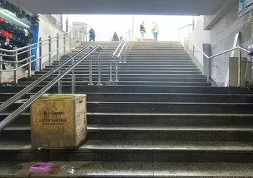 İBB Başkanı İmamoğlu'nun 'hizmet' anlayışı bir kez daha sınıfta kaldı! Eminönü esnafı çileden çıktı: 3 seneden beri eziyet çekiyoruz