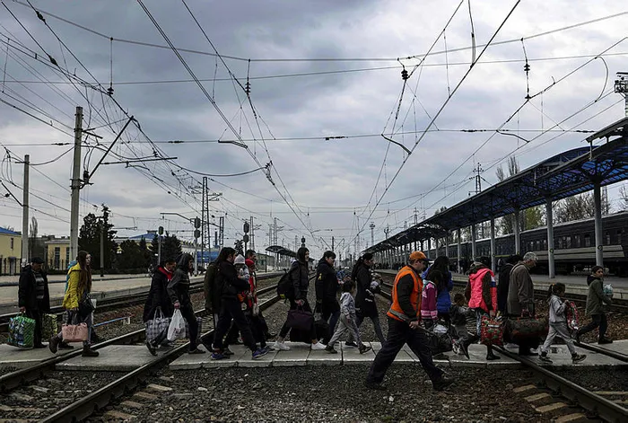 Ukrayna Devlet Başkanı Zelenskiy: Rusya Donbas için savaşa başladı