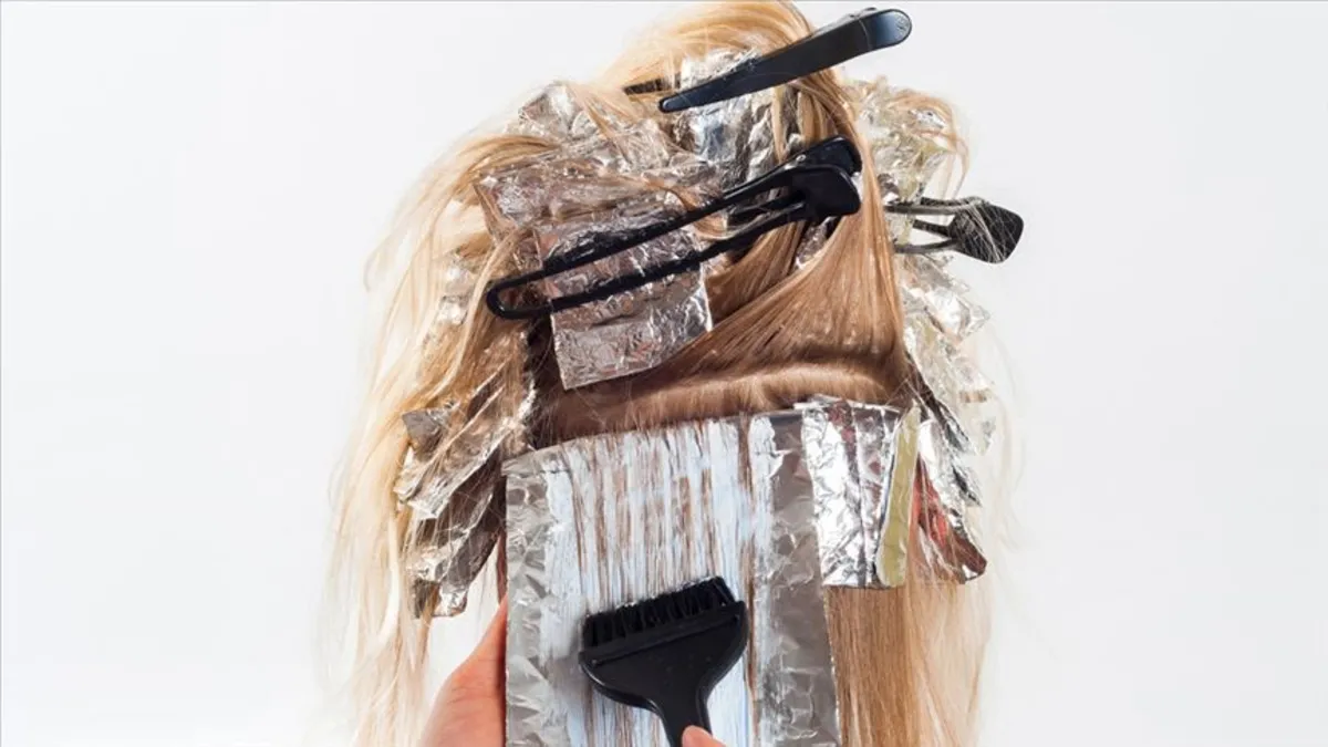 Uzmanından güvenli saç boyama için öneriler!