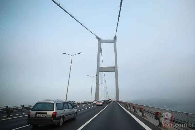İstanbul'da etkili olan sis kartpostallık görüntüler oluşturdu 11