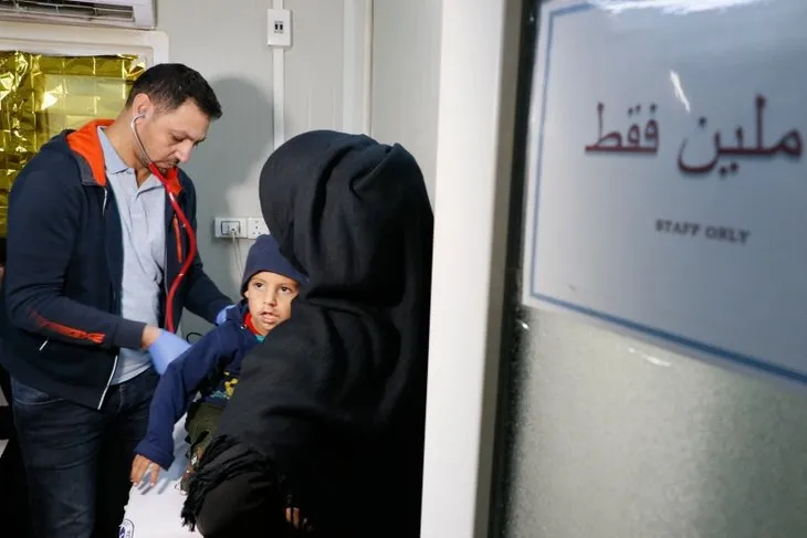 Tel Abyad hastanesi hasta kabulüne başladı