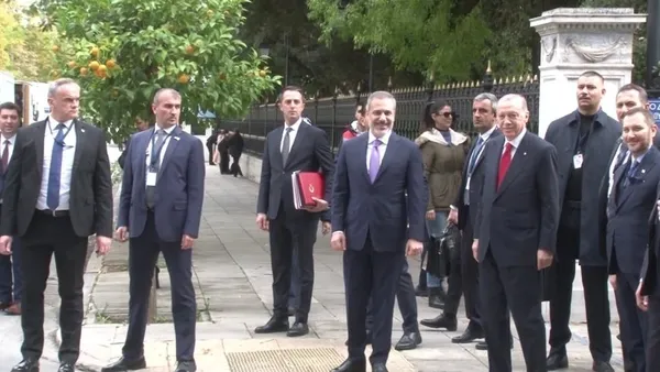 Atina’da Başkan Erdoğan ile A Haber’in Yunan muhabiri Manolis Kostidis arasında dikkat çeken diyalog