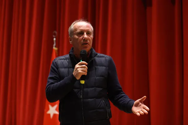 Muharrem İnce Cumhurbaşkanı adayını açıklamayan 6’lı masayı topa tuttu: 3 ayda lekeleniyorsa zaten lekeli adaydır