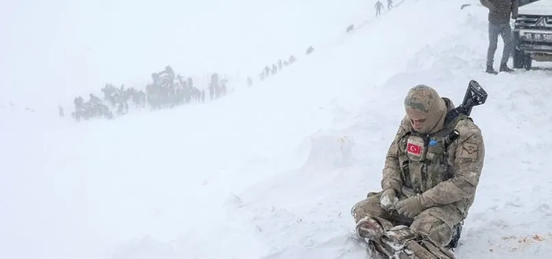 Van'daki çığ faciasına damga vuran fotoğrafın hikayesi...