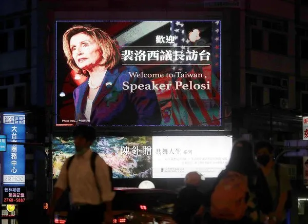 Pelosi'nin uçağı Tayvan'a iniş yaptı! ABD ile Çin arasında yüksek gerilim