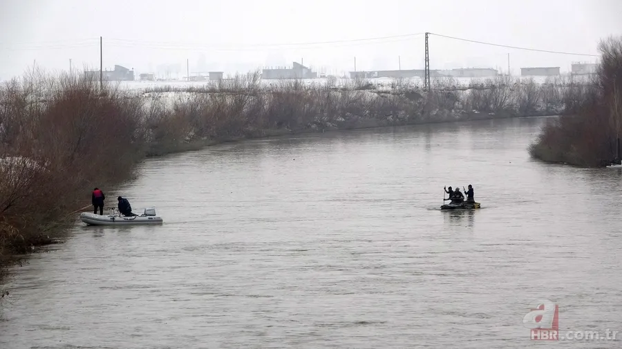 Muş’ta nehre düşen Yağmur’u arama çalışmaları 8. gününde! Nehre ağ çekildi 12