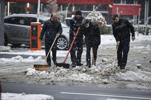 Ankara’da yarın okullar tatil mi? 30 Mart Ankara’da okullar kar tatili olacak mı? MEB ve Valilik açıklamaları...