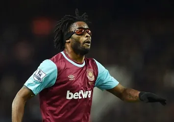 'Galatasaray, Alex Song ile 3 yıllık anlaşmaya vardı'