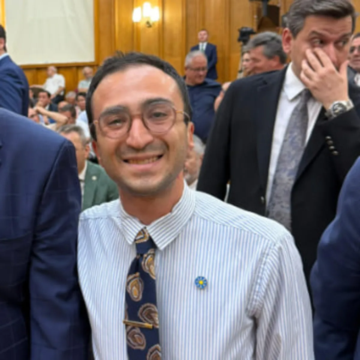 Zeynep Güneş'i kıyafeti ile hedef almıştı! İYİ Parti üyesi Mehmet Emin Korkmaz partiden ihraç edildi