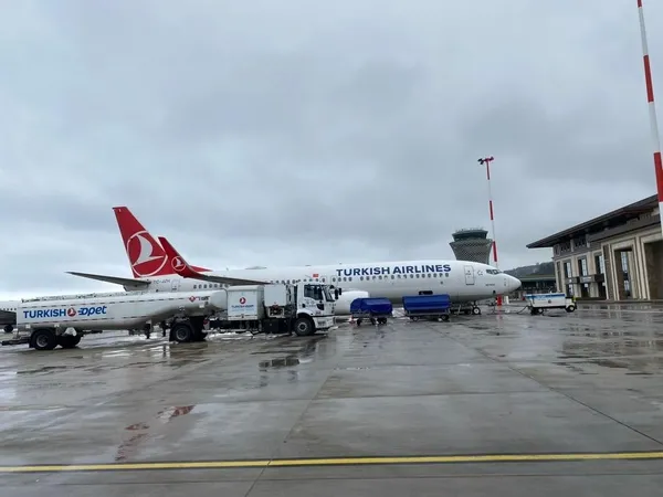 1683967382207.jpg Rize-Artvin Havalimanı'na yoğun ilgi: 1 yılda 781 bin 65 yolcu kullandı - 1